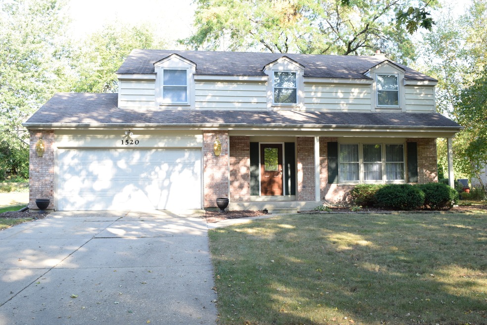 1520 Chippewa Dr, Naperville, IL 60563 - photo 1