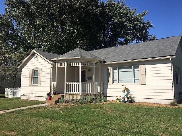 560 Tucker St, Plainfield, IN 46168 - photo 1