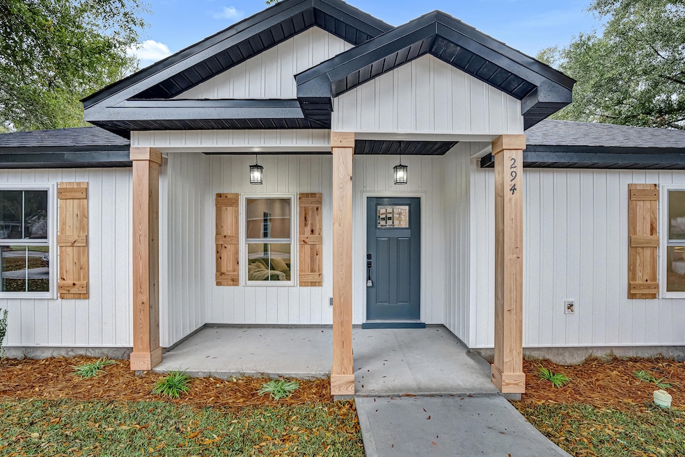 294 Holland St, Crestview, FL 32536 - photo 1