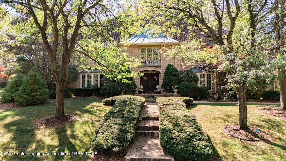 1511 Dennison Rd, East Lansing, MI 48823 - photo 1