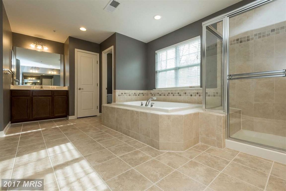 8303 Beechwood Ln, Clinton, MD 20735 - photo 1