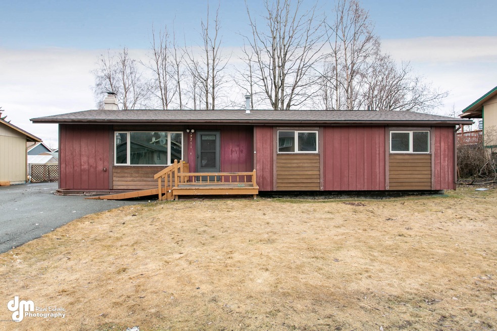 15-Front Exterior_2459-Edit