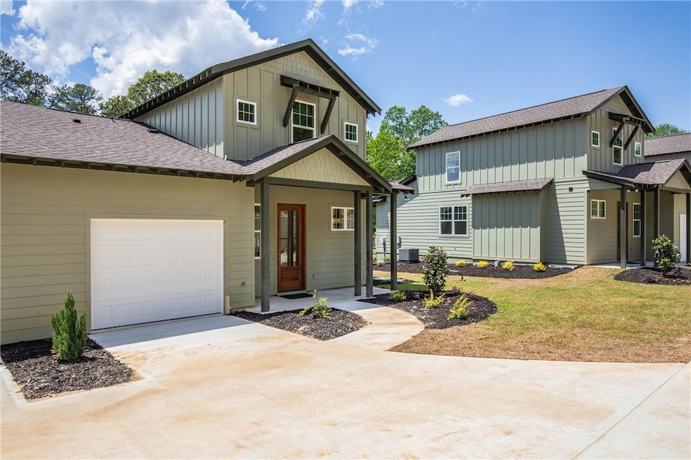 3284 Bay Pine Rd unit 7, Jacksons Gap, AL 36861 - photo 1
