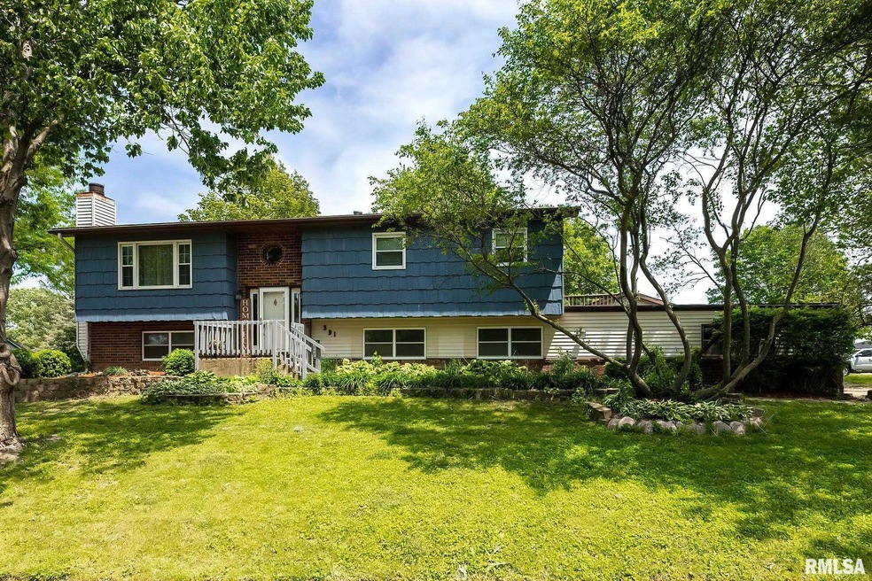 391 Westport Rd, Galesburg, IL 61401 - photo 1