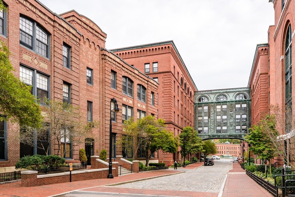 1241 Adams St unit B409, Dorchester Center, MA 02124 - photo 1