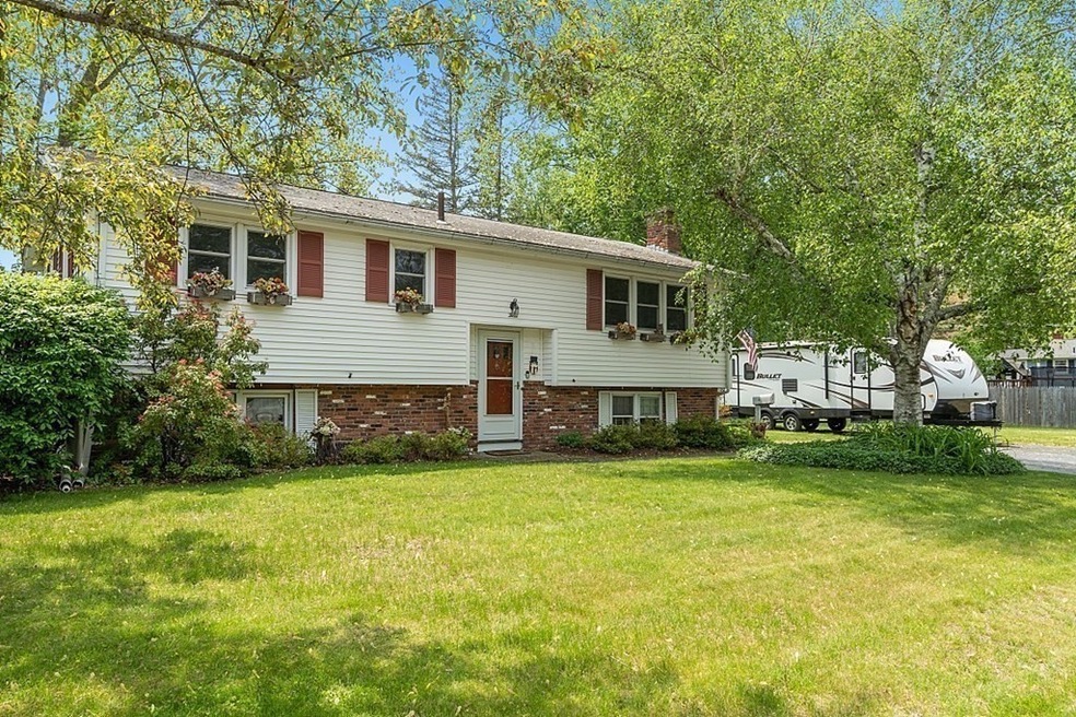 3 Rathburn Rd, Hudson, MA 01749 - photo 1