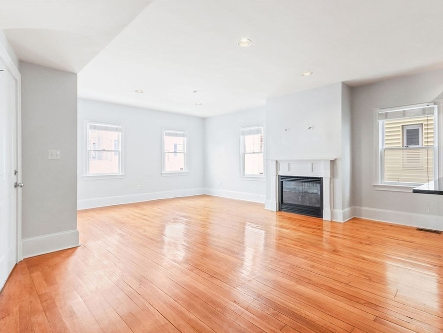203 K St unit 1, Boston, MA 02127 - photo 1