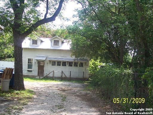 140 Cedar St unit CARRIAGE HOUSE, San Antonio, TX 78210 - photo 1