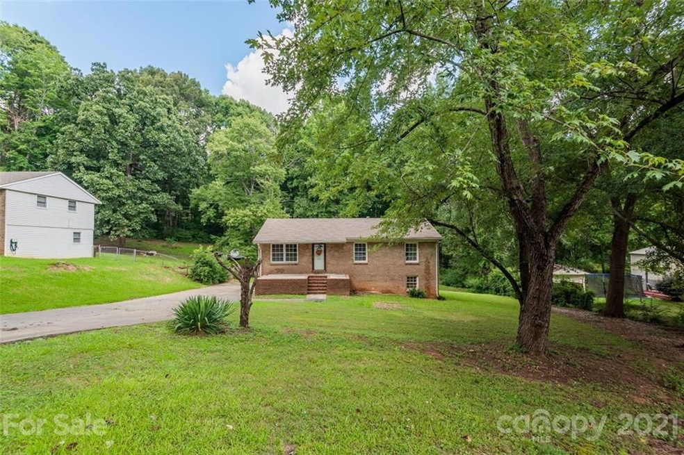 1010 Holly Hills Dr unit 8, Gastonia, NC 28052 - photo 1