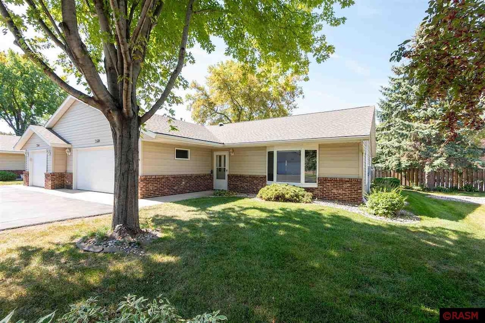 2338 2338 Hoffman Path, Mankato, MN 56001 - photo 1