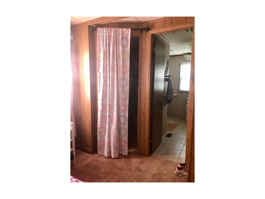 1308 N Ward Rd, Raymore, MO 64083 - photo 1