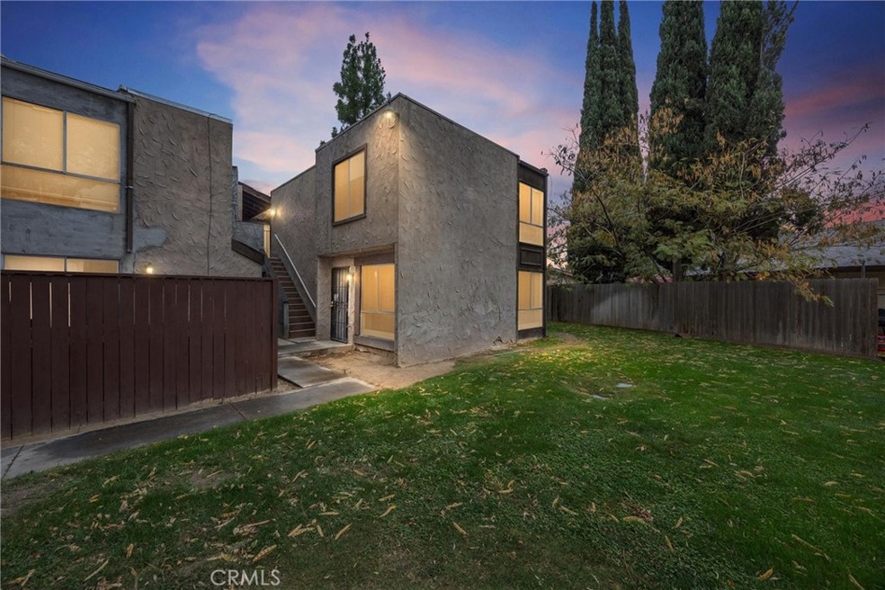 5908 Almendra Ct unit C, Bakersfield, CA 93309 - photo 1