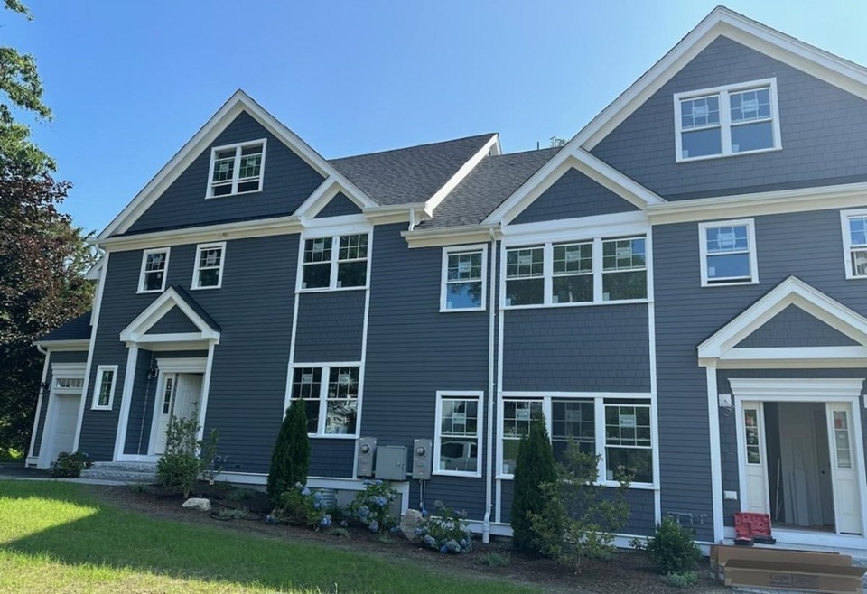 33 Pleasant St unit 33, Wellesley, MA 02482 - photo 1