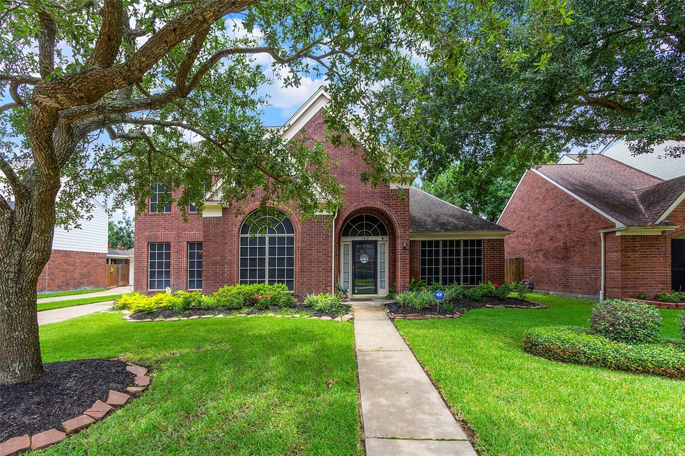 17410 Emerald Isle Dr, Houston, TX 77095 - photo 1
