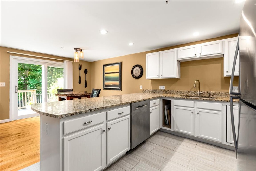 204 Coastal Woods Cir, Kittery, ME 03904 - photo 1