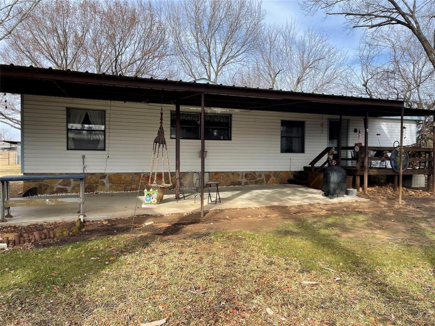 221 Private Road 4703, Boyd, TX 76023 - photo 1