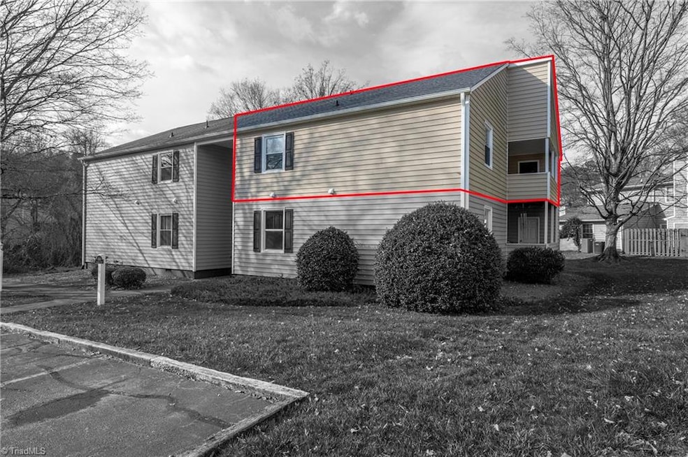 2301 Flagstone Ct, Winston Salem, NC 27103 - photo 1