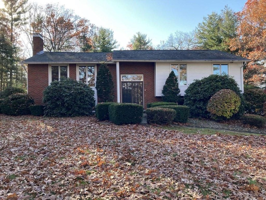 557 Lyon St, Ludlow, MA 01056 - photo 1