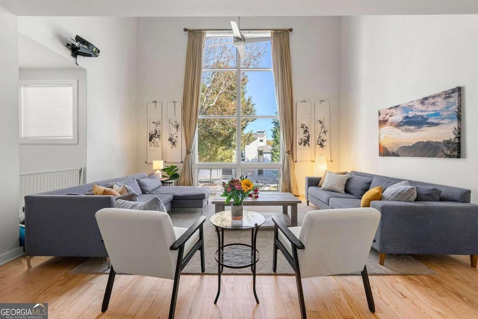 Sold $517,500 • Co-Listing Agent