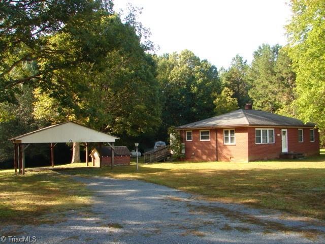 1203 Tory Ln, Asheboro, NC 27205 - photo 1