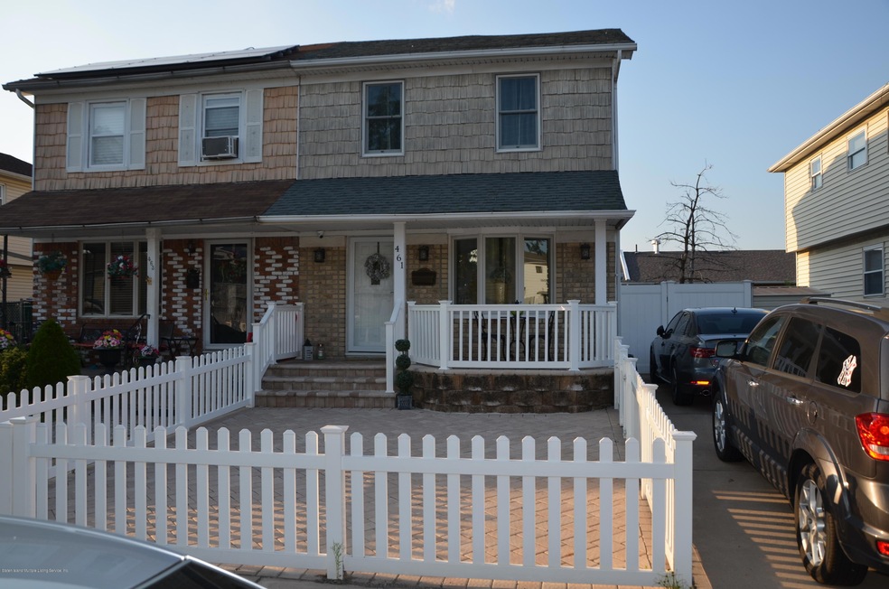 461 Leverett Ave, Staten Island, NY 10308 - photo 1