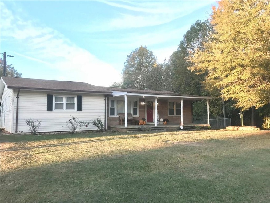 10648 Cherry Grove Rd, Reidsville, NC 27320 - photo 1