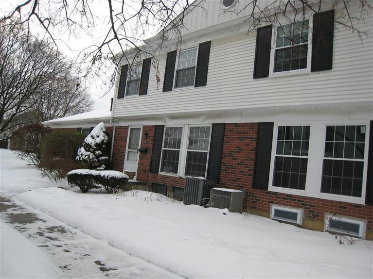 2778 Glenbridge Ct unit 98, Ann Arbor, MI 48104 - photo 1