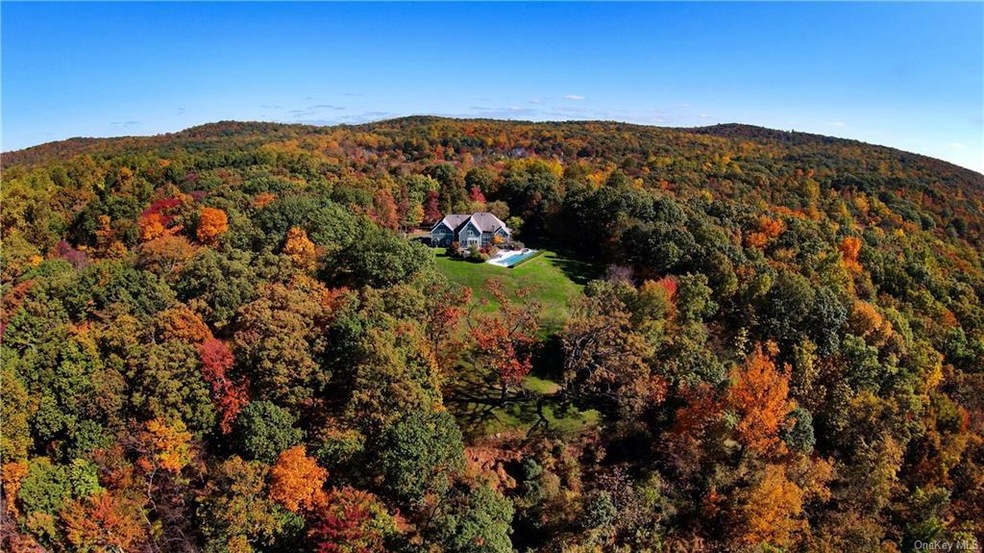 9 1st Class Marsico Ct, Blauvelt, NY 10913 - photo 1