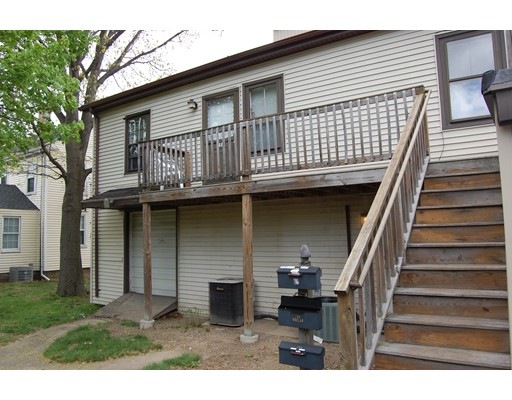 196 E Central St unit 3rd Floor, Franklin, MA 02038 - photo 1