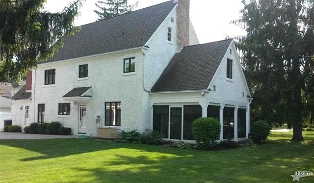 Large private backyard on two city lots. Vinyl pri