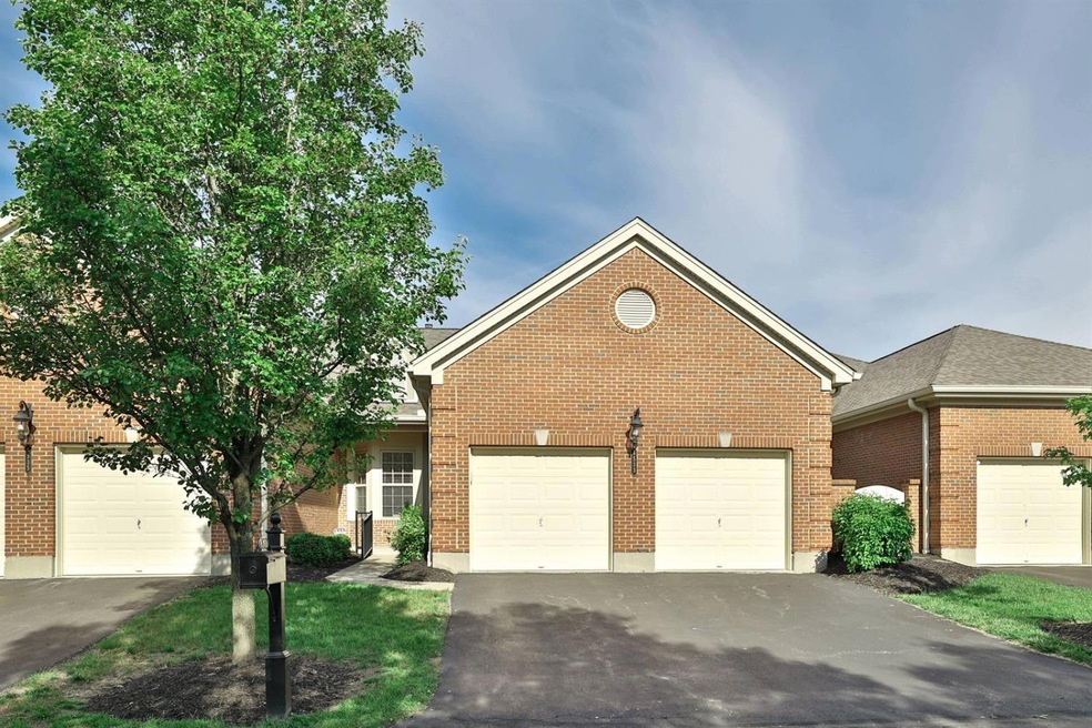 6533 Foxtail Ln, Liberty Township, OH 45044 - photo 1