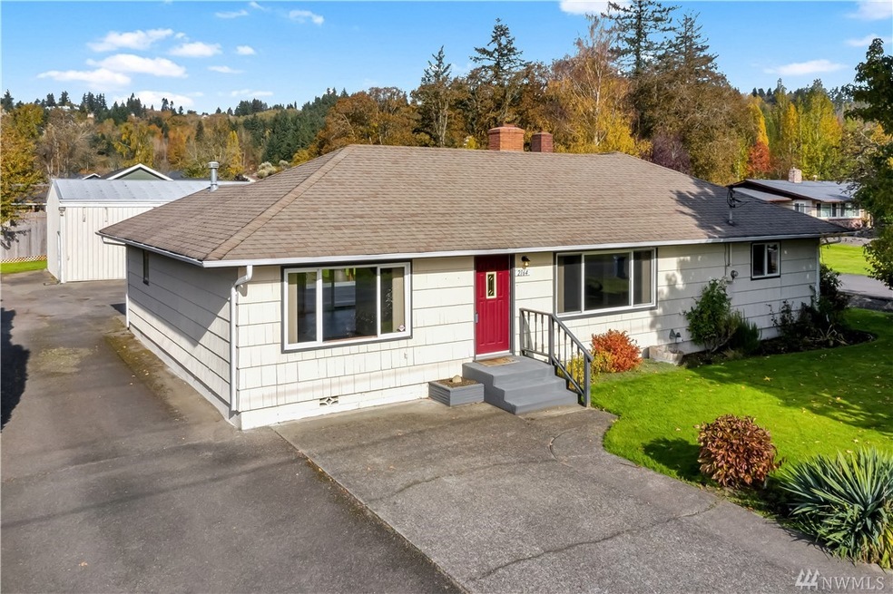 2164 SW Salsbury Ave, Chehalis, WA 98532 - photo 1