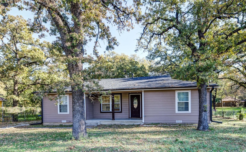 1408 N Business 287, Decatur, TX 76234 - photo 1