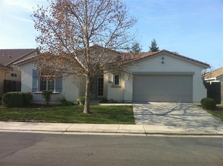 Welcome to 9928 Firethorn Way!
