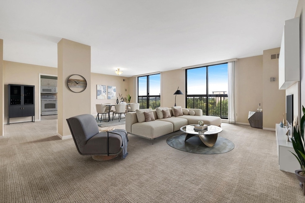 The Ferncroft Tower unit 1601, Middleton, MA 01949 - photo 1