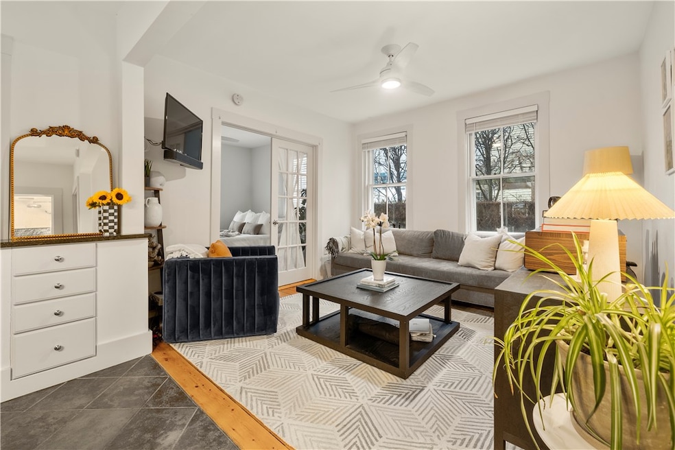 33 Marsh St, Newport, RI 02840 - photo 1