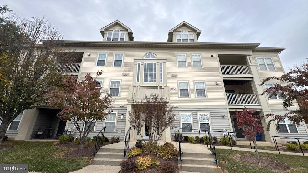 9150 Gracious End Ct unit 103, Columbia, MD 21046 - photo 1
