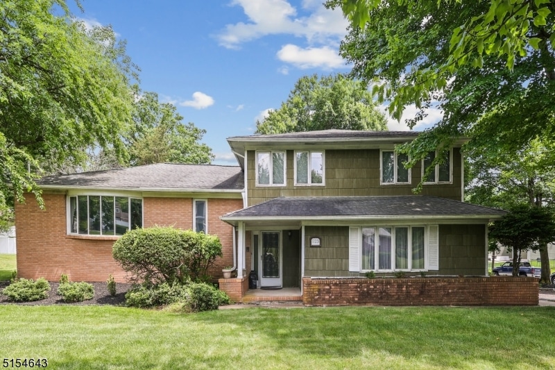 Sold $420,000 • Co-Listing Agent