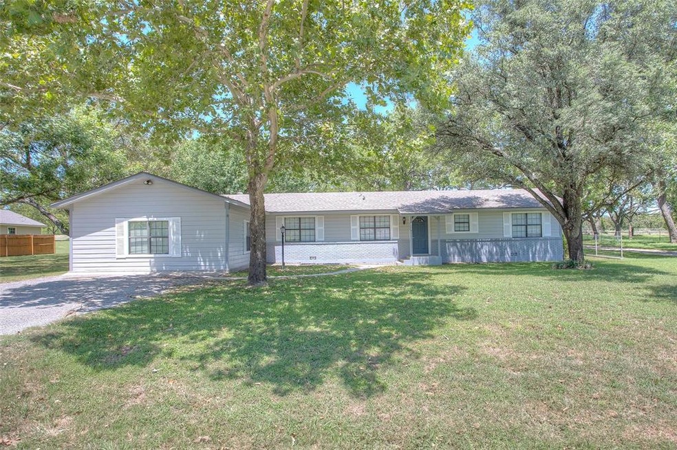 1809 Dicey Rd, Weatherford, TX 76085 - photo 1