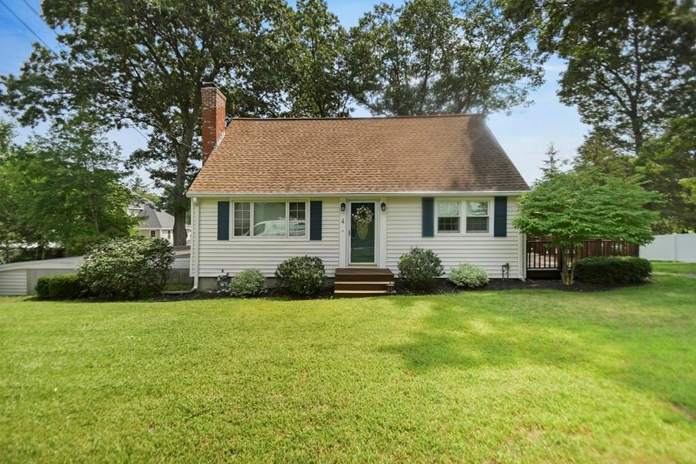 4 Tanglewood Ave, Billerica, MA 01821 - photo 1