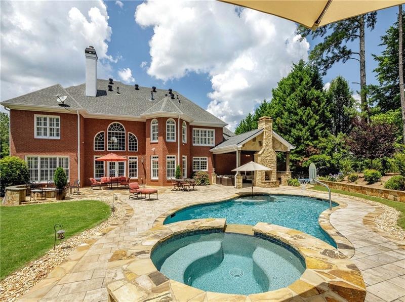 Summer living at its finest!