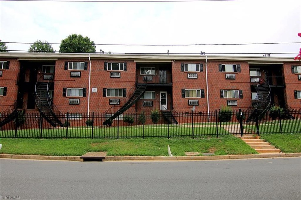 1641 W Northwest Blvd unit O, Winston Salem, NC 27104 - photo 1
