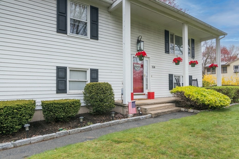 154 Elmar Dr, Feeding Hills, MA 01030 - photo 1