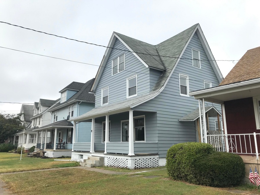 1107 3rd Ave, Berwick, PA 18603 - photo 1