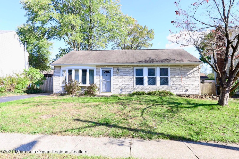 17 Commodore Ct, Barnegat, NJ 08005 - photo 1