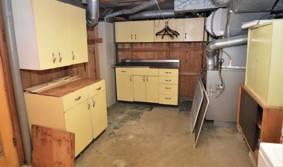 1842 Norfolk Ave, Westchester, IL 60154 - photo 1