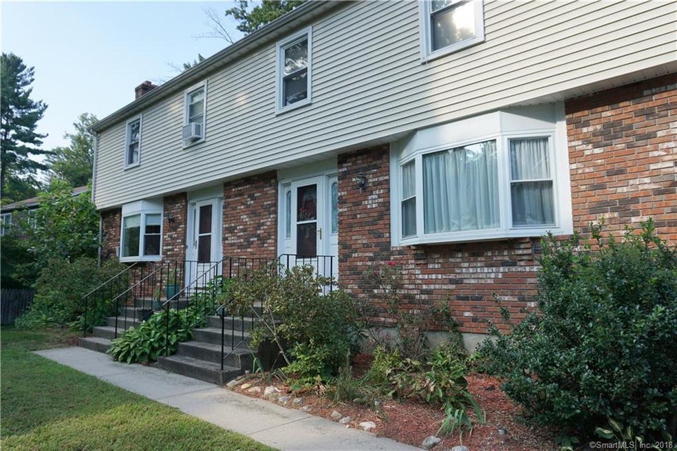 8 Sequassen Rd unit B, Farmington, CT 06032 - photo 1