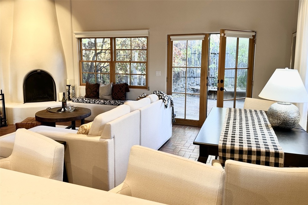 148 Elena St unit H, Santa Fe, NM 87501 - photo 1