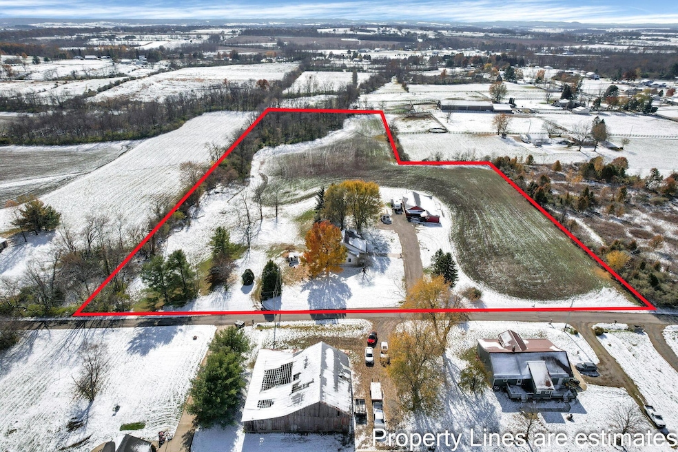 47-web-or-mls-11219-dingess-rd