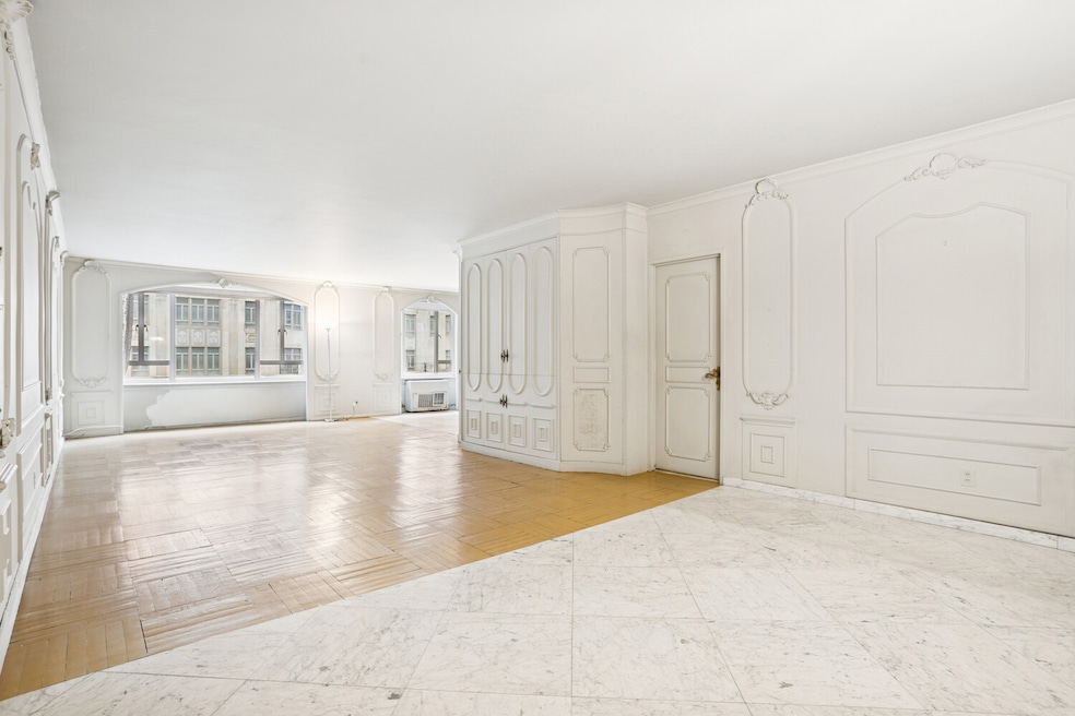 For Sale $2,850,000 • Co-Listing Agent